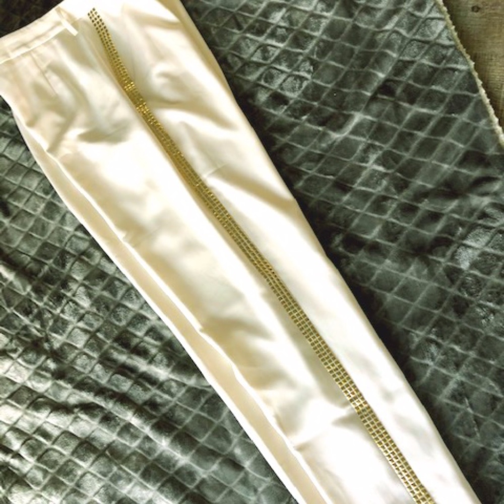 Boston Proper Capri Pants